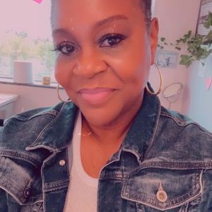 Meet your Posher, Robin